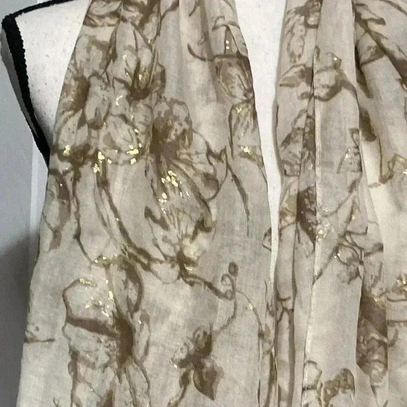 Marcus Adler beige & tan scarf - Picture 4 of 8